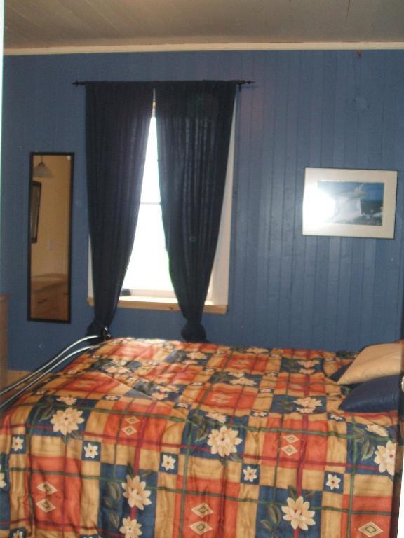Gite Au Coin De La Berge Perce Room photo