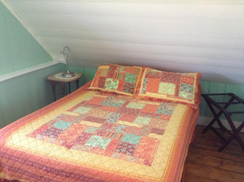 Gite Au Coin De La Berge Perce Room photo